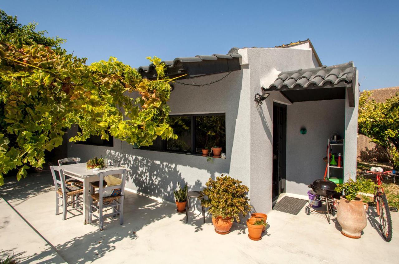 Karteros House 1300meters From The Beach!